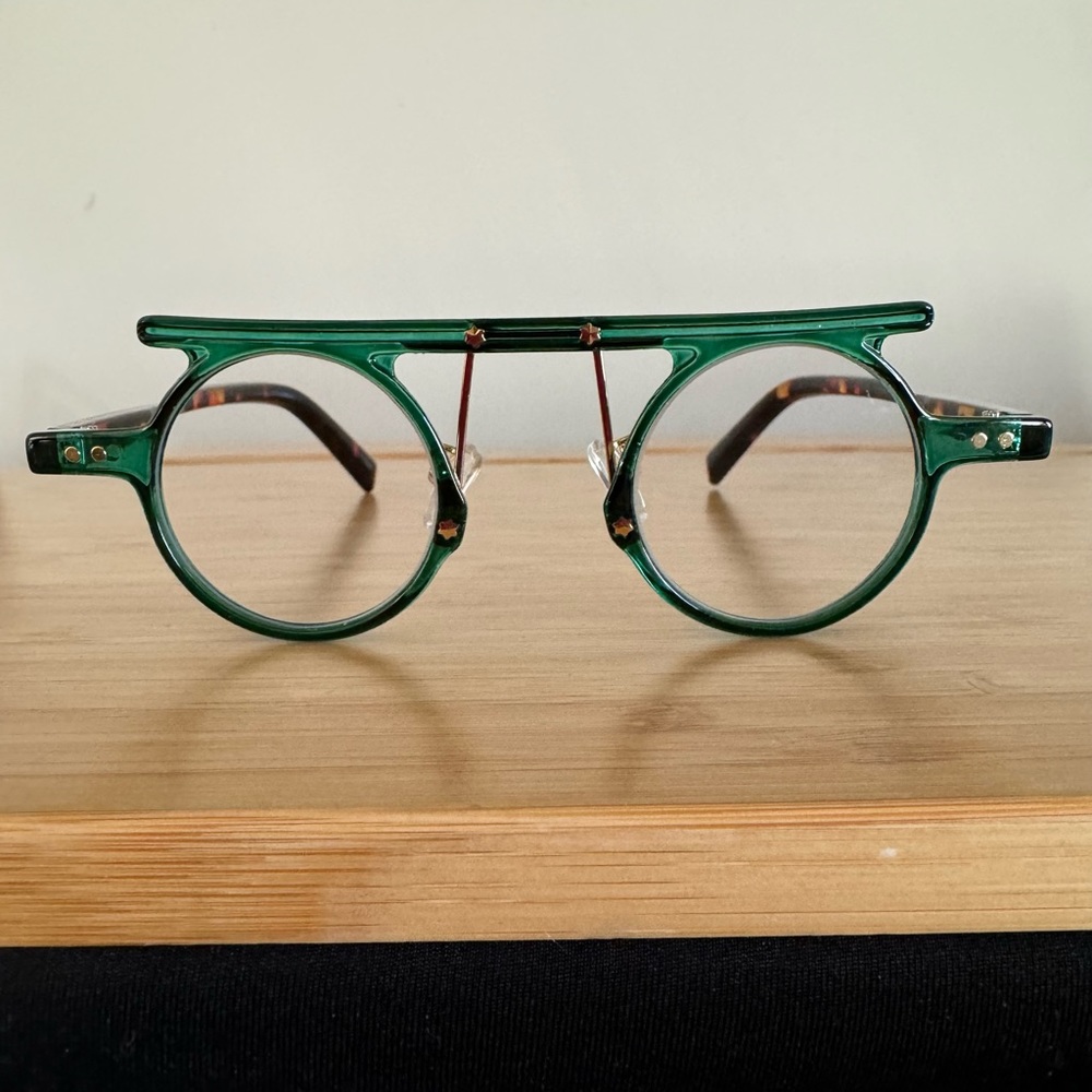 Reading Glasses +1.75 in Small Round Green